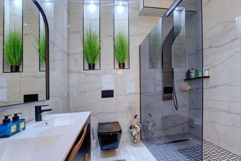 5 Bedroom Property for Sale in Pinnacle Point Golf Estate Western Cape